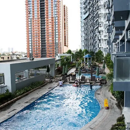 Cubao Manhattan Heights Unit 7A Tower D Hotel